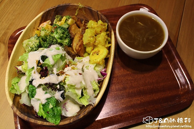 【捷運西湖】香蕉.綠 Banagreen 瑞光食集–平價美食，少油少鹽也能很美味