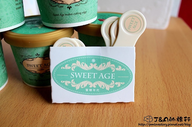 【宅配美食】蜜糖年代精緻甜品 Sweet Age–客製化相框巧克力，紀念價值十足!