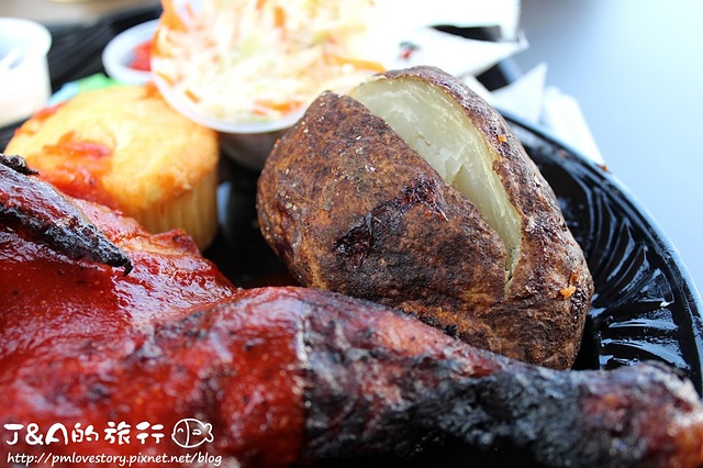 【美國西岸♥Universal City】Flintstone’s Bar-B-Q–烤雞和超大烤火雞腿登場!肉食族的最愛~(at Universal Studios Hollywood)