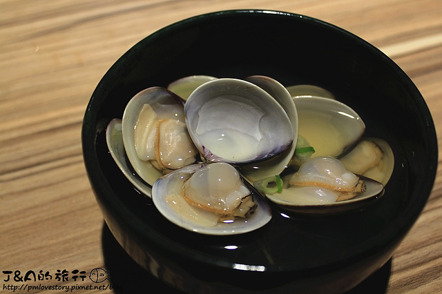 【捷運中山】魚兵衛太春和食處–魚肚刺身鮮甜美味、松阪豬脆彈鮮香!