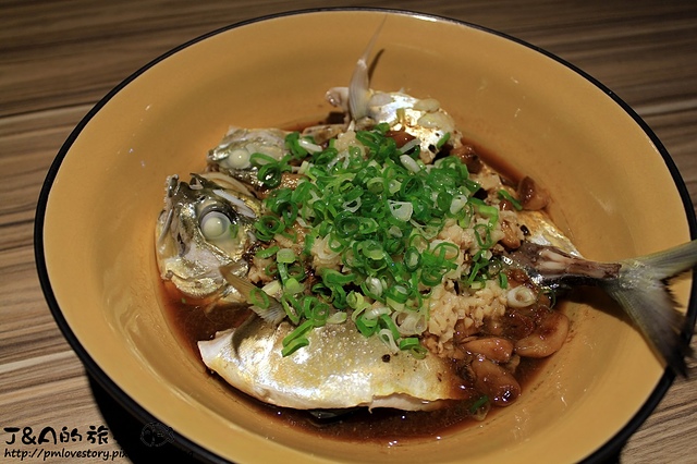 【捷運中山】魚兵衛太春和食處–魚肚刺身鮮甜美味、松阪豬脆彈鮮香!