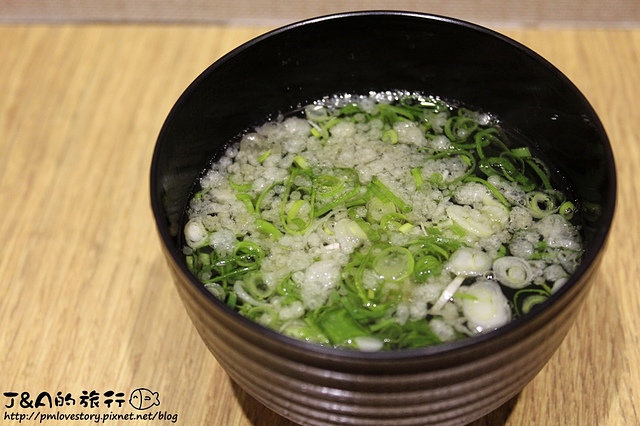 【捷運松江南京】飯樂丼 Fun Rice–創意鮭魚夏威夷丼，鳳梨搭鮭魚生魚片好特別!  飯樂丼自由配