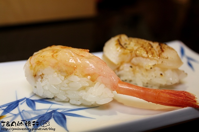 【捷運芝山】豚馬日本料理–海膽丼多層次的味道與口感還蠻不錯呢。 捷運芝山美食、無菜單日本料理