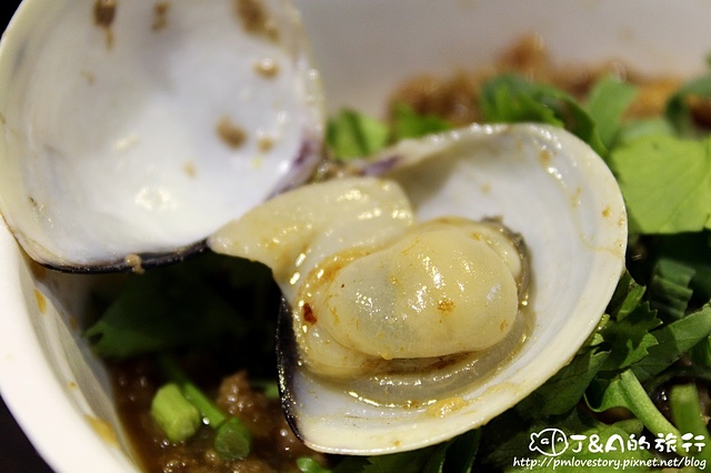 【捷運國父紀念館】蒙古紅蒙古火鍋–百種食材吃到飽，海鮮.安格斯牛肉.明治冰淇淋.紐芝蘭樂活冰淇淋都是吃到飽唷~母親節聚餐餐廳