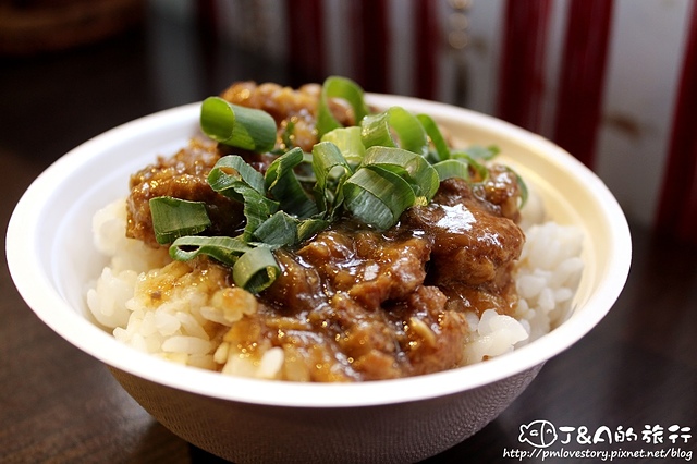 【捷運國父紀念館】蒙古紅蒙古火鍋–百種食材吃到飽，海鮮.安格斯牛肉.明治冰淇淋.紐芝蘭樂活冰淇淋都是吃到飽唷~母親節聚餐餐廳