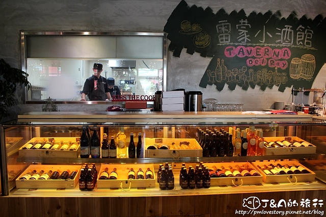 【捷運港墘】雷蒙小酒館 Taverna Del Ray–假日限定燉肉口袋餅、厚切鴨胸好過癮~ 內湖餐廳 內湖美食