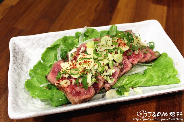 【捷運中山】金太郎平盆鍋料理–日本來的特色平盆鍋.生牛肉料理。ちりとり鍋 金太郎 kintaro  テッチャン鍋金太郎