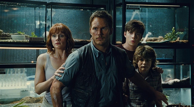 【電影心得】侏儸紀世界 Jurassic World–2015年侏儸紀公園 Jurassic Park 重返大銀幕!