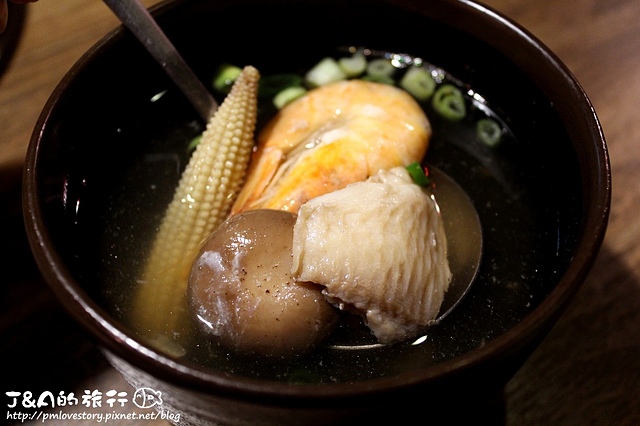 【捷運國父紀念館】劉震川日韓大食館–火烤兩吃韓式鍋物,春川辣雞鍋香氣十足~(文末免費送雙人份套餐) 東區韓國料理 東區美食