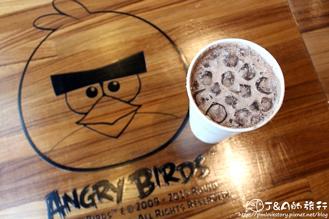 【捷運板橋】Angry Birds Juice & Tea(附菜單)–可愛憤怒鳥主題飲料店,平價現打新鮮果汁(憤怒鳥鮮果)! Angry Birds 果汁&茶/憤怒鳥果汁&茶/憤怒鳥主題餐廳/麗寶百貨