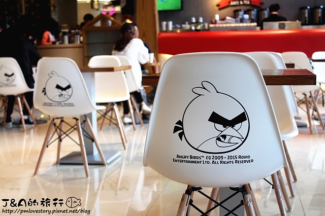 【捷運板橋】Angry Birds Juice & Tea(附菜單)–可愛憤怒鳥主題飲料店,平價現打新鮮果汁(憤怒鳥鮮果)! Angry Birds 果汁&茶/憤怒鳥果汁&茶/憤怒鳥主題餐廳/麗寶百貨