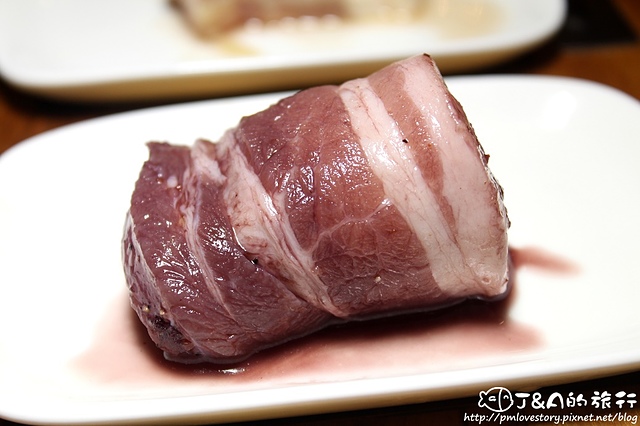 【捷運忠孝復興】江原慶白菜八色烤肉(微風店)–吃八色烤肉免排隊!韓式豬腳好特別~ 微風廣場餐廳/東區八色烤肉/東區餐廳/東區美食/東區燒烤