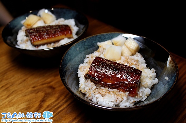 【捷運忠孝敦化】川賀燒烤居酒屋–東區聚餐餐廳推薦，鰻魚飯只要160元、奶油螃蟹1蟹2吃好滿足，牽絲芋頭球也很好吃唷~