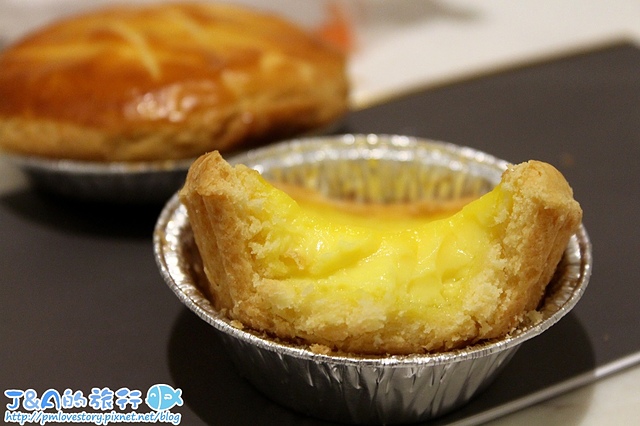 【香港自由行/香港美食】泰昌餅家 Tai Cheong Bakery 香港蛋塔、雞批，香港伴手禮專賣店/香港中環美食。2018/11台灣泰昌餅家即將在板橋開幕囉