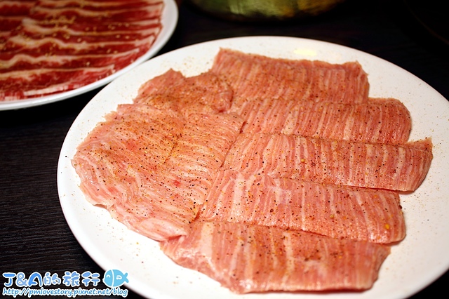 燒肉燒日式燒肉民生店–平價燒肉有三星蔥.雞高湯.冰淇淋無限量吃到飽!【捷運行天宮】燒肉燒民生店 中山美食 民生東路美食 平價燒肉店