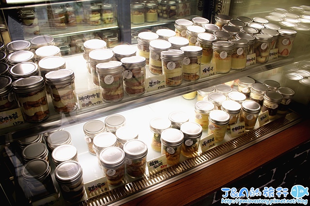 【捷運松江南京】Jar Pâtisserie 瓶子甜點–野餐推薦!攜帶方便瓶子甜點,綠野仙蹤擺在桌上就像是一件藝術品！超療癒瓶子甜點/台北瓶子甜點/綠野仙蹤/草莓海綿蛋糕