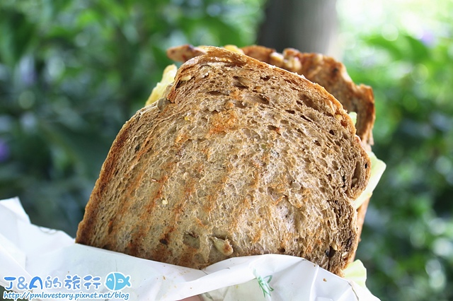 【捷運公館】土司吐司三明治 TOASTOAST Sandwich–爆餡烤吐司40元起,乳酪三重奏看起來好好吃! 台大周邊美食 公館平價美食