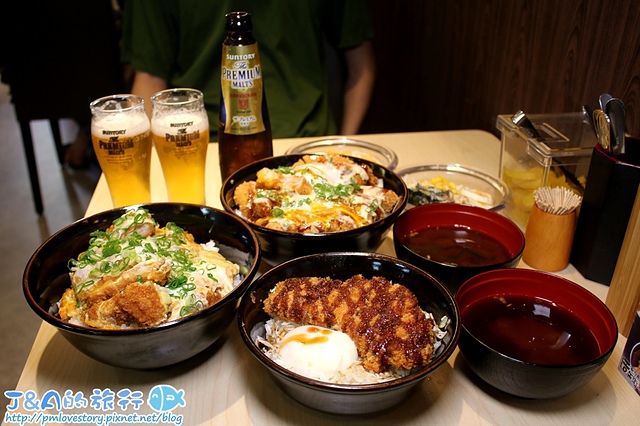 【捷運象山】神戶かつ丼吉兵衛(吉兵衛かつ丼豬排蓋飯)–新開幕日本豬排丼半價!大份量豬排丼190元就吃的到~台灣神戶かつ丼吉兵衛/神戶吉兵衛豬排蓋飯/神戶吉兵衛豬排丼飯