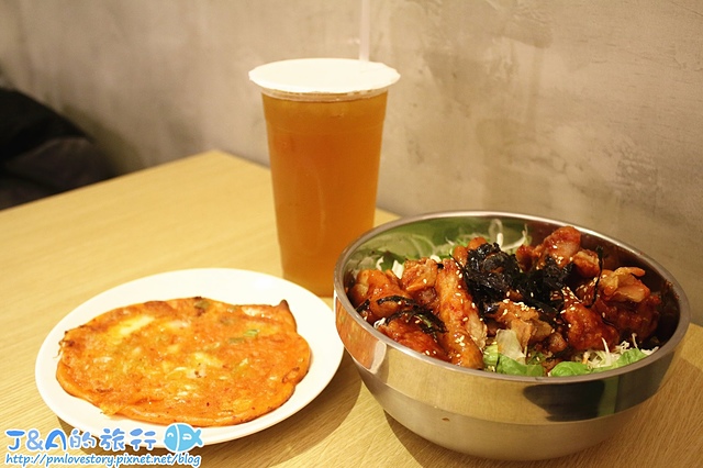 拌公室韓式拌飯-100元就吃得到韓式拌飯!推薦甜辣涮嘴的韓式炸雞拌飯！拌公室韓式拌飯專賣店【捷運松江南京】四平商圈美食/拌公室菜單