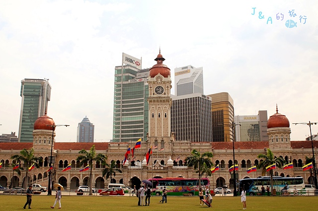 【馬來西亞旅遊❤吉隆坡一日遊景點】國家皇宮 Istana Negara + 國家英雄紀念碑 National Monument + 獨立廣場周邊景點 Merdeka Square。吉隆坡旅遊景點推薦/吉隆坡婚紗拍攝景點推薦