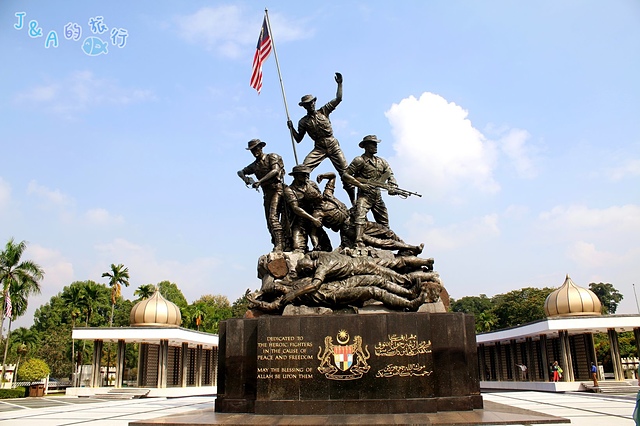 【馬來西亞旅遊❤吉隆坡一日遊景點】國家皇宮 Istana Negara + 國家英雄紀念碑 National Monument + 獨立廣場周邊景點 Merdeka Square。吉隆坡旅遊景點推薦/吉隆坡婚紗拍攝景點推薦