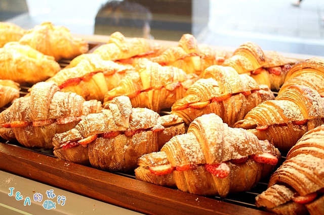 【捷運國父紀念館】Gontran Cherrier Bakery–法國巴黎可頌店 酸甜草莓可頌.還有台灣專屬的台灣茶可頌唷!東區可頌店