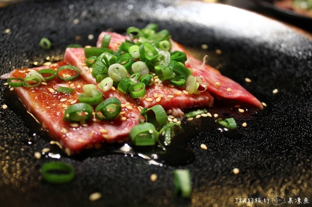 【捷運台北橋】肉王炭火燒肉和牛居酒屋–美國Prime級的瘦肉與油脂的組合，Juicyu又多汁!!