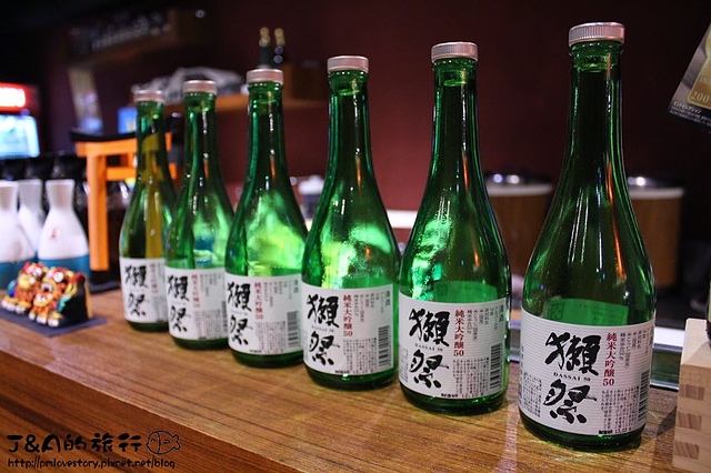 【捷運松江南京】大尾本家串燒居食–酥脆有嚼勁的鹽蔥腿筋嚐鮮!!!