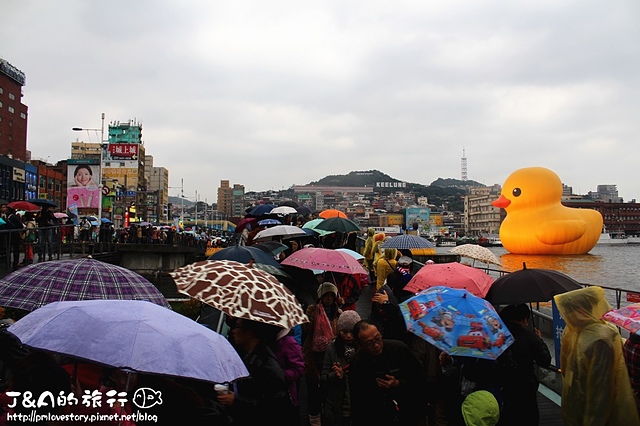 【基隆】海洋廣場 黃色小鴨–小鴨最終站，過年假期旅遊景點。